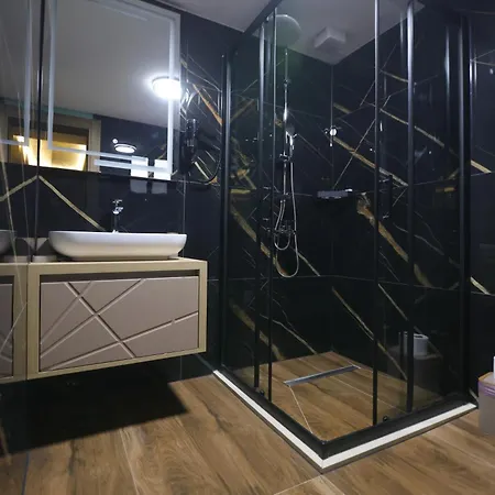 Aqua Raj Nd Hotel 4*