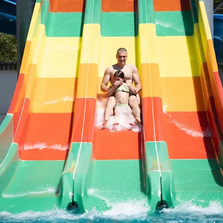 Hotel Aqua Raj Nd 4*